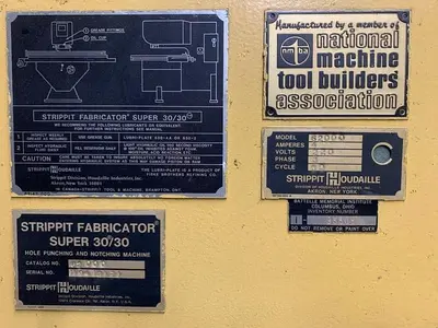 Strippit Fabricator Super 30″ x 30 Ton Semi-Automatic Punch Press with Tooling