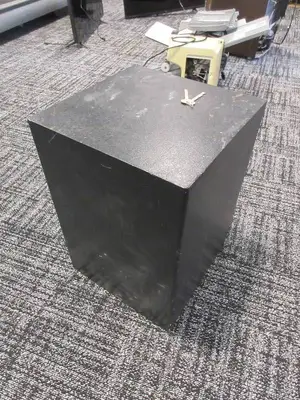SMALL CASH DROP SAFE