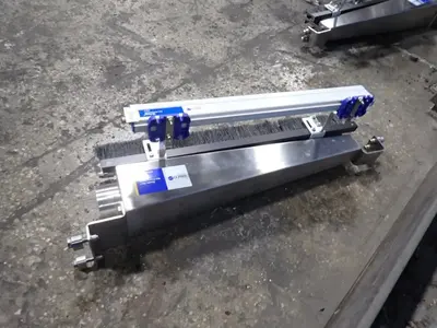 Simco Ion 24" Neutro-vac Web Cleaning System