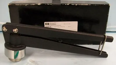Used AGILENT - KEYSIGHT _UNKNOWN_ Cappers Pharmaceutical - Crimp Texas US | Bamko Surplus Process Equipment #936762