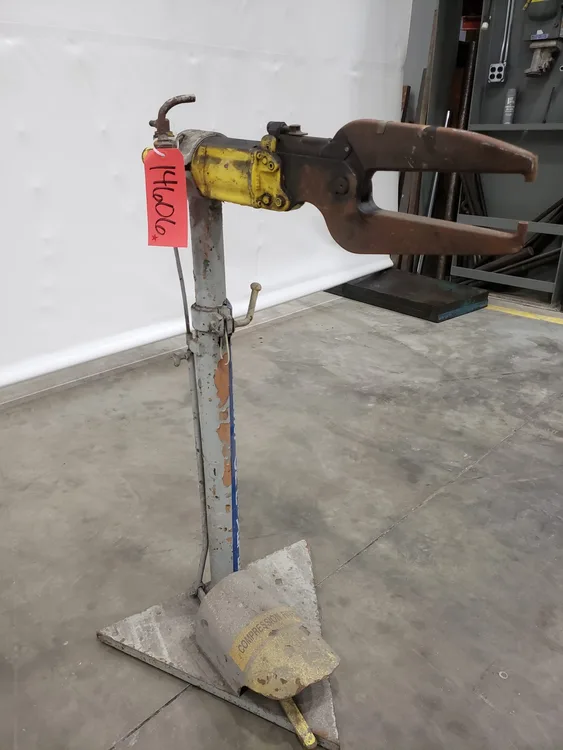 Used CHICAGO _UNKNOWN_ Riveters Michigan US | Vander Ziel Machinery Sales #482804