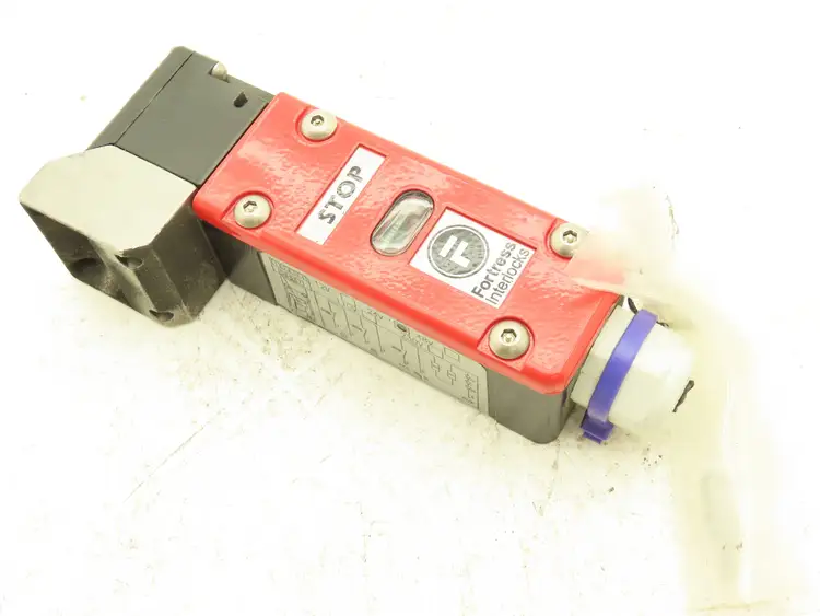 Used FORTRESS INTERLOCKS _UNKNOWN_ Relays & Switches | Arrow Industrial #560256