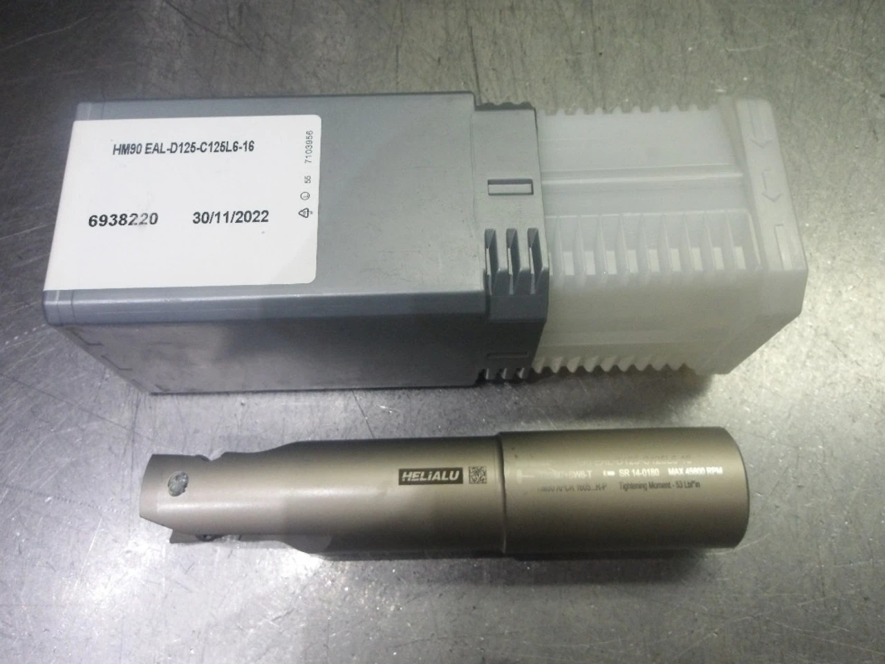 Iscar 1.25" 2 Flute Coolant Thru Indexable Endmill HM90EAL-D125C125L6-16 (LOC2627)