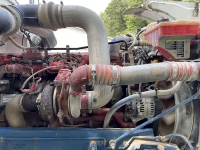 USED 2011 PETERBILT 367