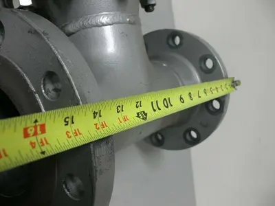 USED FLANGED T PIPE + FLEXIBLE FITTING 4.5" INSIDE DIAMETER 9" OUTSIDE DIAMETER