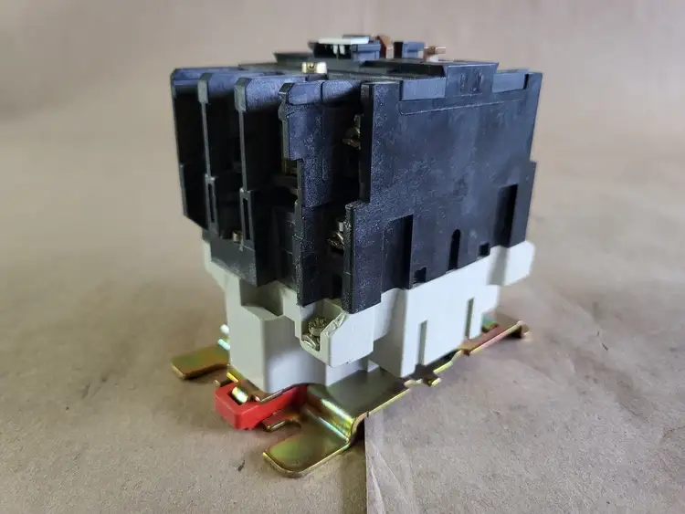 New | in-Stock TELEMECANIQUE LC1-DRD3 Switchgears British Columbia CA | Lenmark #240715