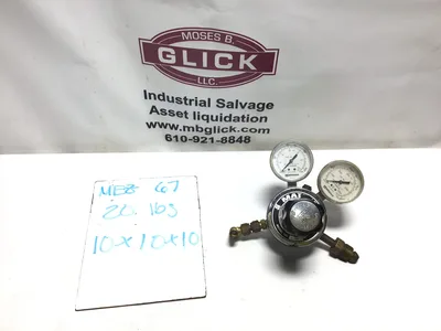 Matheson 8L-580 Twin Gauge Pressure Pneumatic Gas Regulator 0-30PSI 200kPa