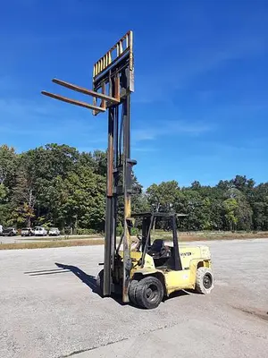 USED 2005 HYSTER H155XL2  – 15500 LB. PNEUMATIC FORKLIFT