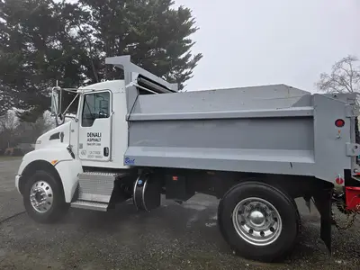 USED 2020 KENWORTH T270