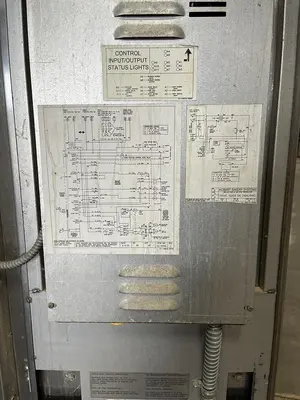 USED 2003 HOBART HBA2G
