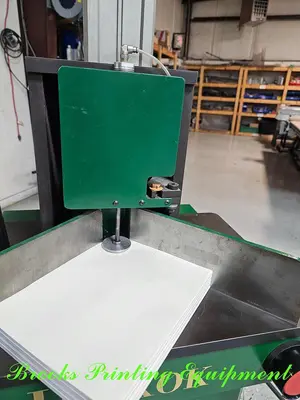 Hickok Round Cornering Machine, Video