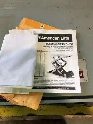 American Lifts Hydraulic Scissors Lift Table 3000lb w/ Versa Roller Conveyor 3PH