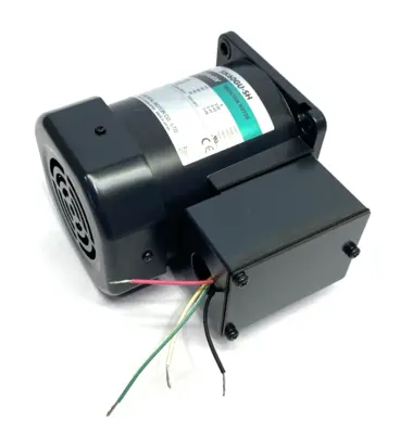 USED ORIENTAL MOTOR WORLD K SERIES INDUCTION MOTOR, 3-PHASE 60 W (1/12 HP)