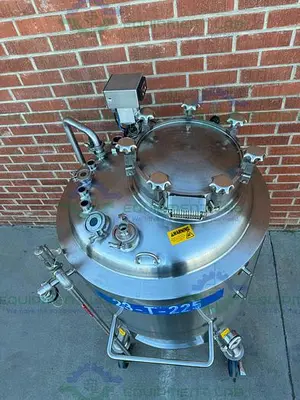 USED FELDMEIER EQUIPMENT 450 LITER STAINLESS STEEL JACKETED REACTOR 120 FV PSI
