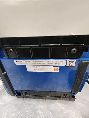 NORDSON EFD LLC EFD ULTIMUS DISPENSER 7002003 WITH EFD 2422-1 FOOT PEDAL