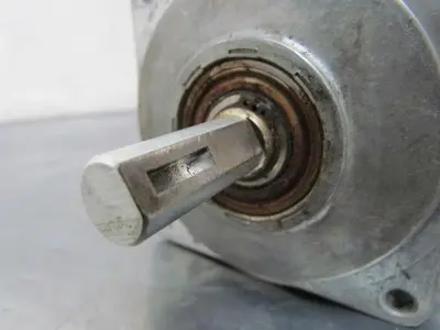 Synchronous Motor 1Ph 120VAC 0.5A 50/60Hz 20.0/24.0 RPM Connect PER226900-007