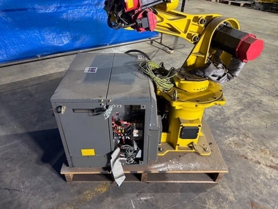 FANUC ArcMate 100i 6 Axis Robots | K.B. Industries LLC (9)