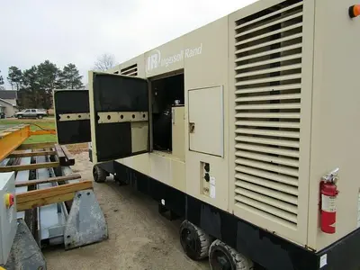 Doosan NHP1500 oil-free rotary screw air Compressor Reman cummins diesel OIL FREE AIR 150 psi. 1,600 cfm Reman cummins diesel