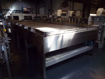 USED SENTRY EQUIPMENT & ERECTORS BI-DIRECTION ACCUMULATION TABLE