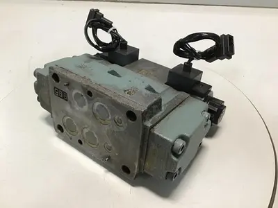 USED YUKEN DSHG-04-3C10-T-D24-5173