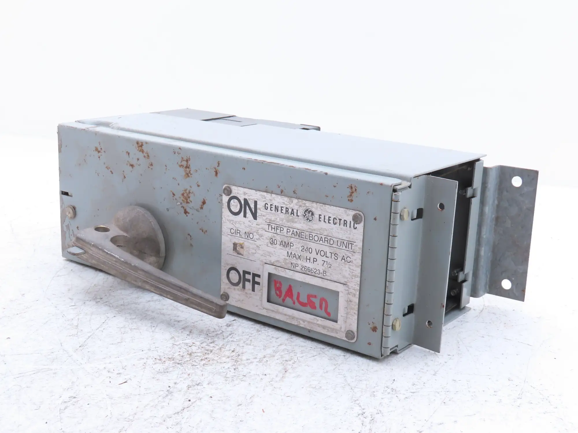 General Electric THFP321X 3-Pole Fusible Disconnect Switch Panel Mount 30A 240V