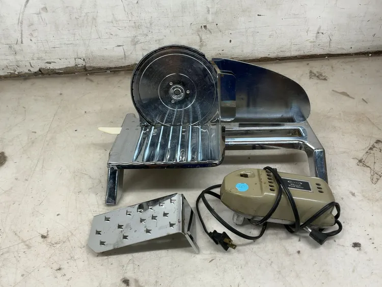 Used _UNKNOWN_ _UNKNOWN_ Slicers / Dicers / Cutters Michigan US | Miedema Asset Management Group #1321194
