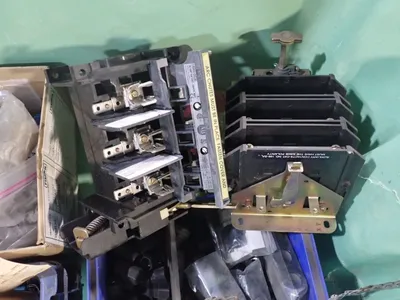 Allen Bradley, ABB  Disconnect Switch