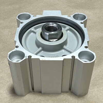 NEW SMC CDQ2B80-10DZ