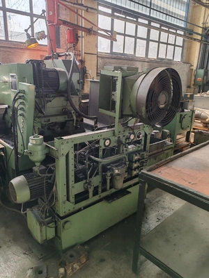 WMW Cylindrical Grinder, in very good working condition, visible under power, POA