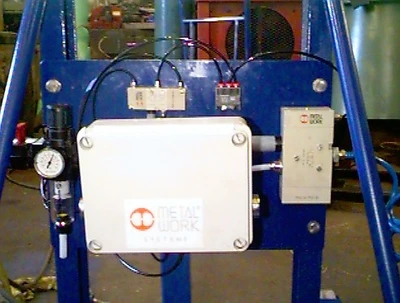 High Lift Mobile 125 Kilo Stirrer Crane