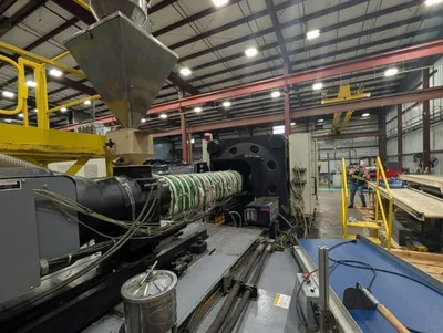 2017 NISSEI FVX560III-310L Injection Molding Horizontal/Vertical | Machinery Network (13)