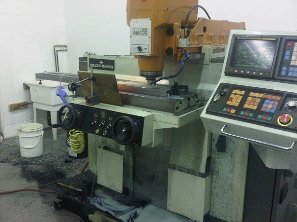 Used 1990 LEBLOND MAKINO Vertical Mills | Two Spade Machinery LLC #507854