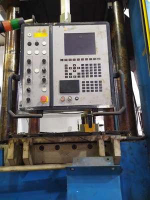 MAPLAN Vertical Rubber Injection Molding Machine, in working condition