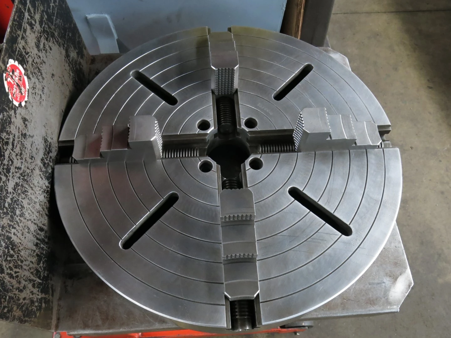 Amestra (Germany) 24″ 4 Jaw Lathe Chuck Plain Back Hollow Chuck