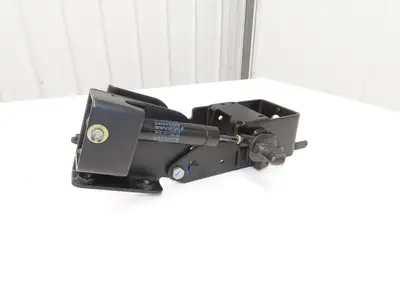 Yale 8808585 Forklift Steering Column Tilt Bracket Assembly ERP035VTN36TE084