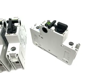 New | in-Stock Eaton Bussmann Fusible Disconnect Switch 1-Pole 374VAC 30A BOX OF 6 Circuit Breakers Michigan US | Maverick Industrial Sales #1389778