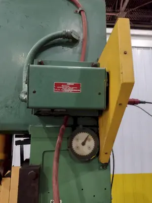 USED L&J EM275-42-24