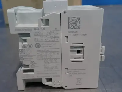 NEW ALLENBRADLEY 100E26KD00