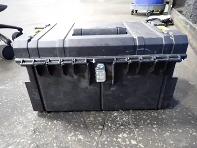 Dewalt 19" X 11" X 9" Tool Box