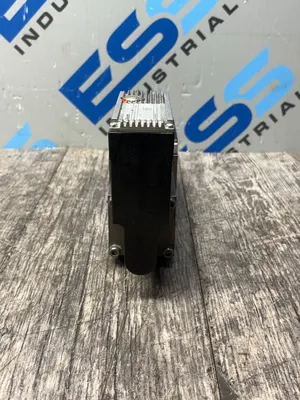 REXROTH R900950465 4WRSE 10 Q00-32/G24K0/A1V-657 Other Valves & Manifolds | ESS Industrial Equipment Sales (4)