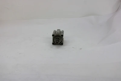 USED SMC CDQ2B40-30DMZ-XC35
