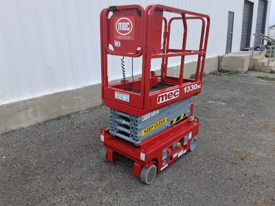 USED 2017 MEC 1330SE