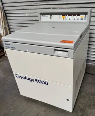 Baxter Cryofuge 6000 Laboratory Centrifuge Heraeus Scientific Refridgerated Lab