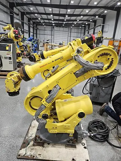 Used 2015 FANUC R-2000IC/210F Robots Ohio US | Six Axis Solutions #397831