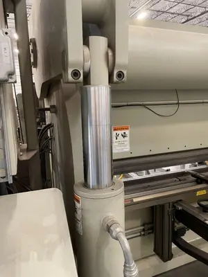 USED ACCURPRESS 717514