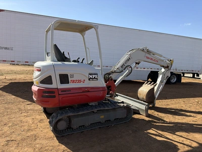 USED 2022 TAKEUCHI TB 235-2