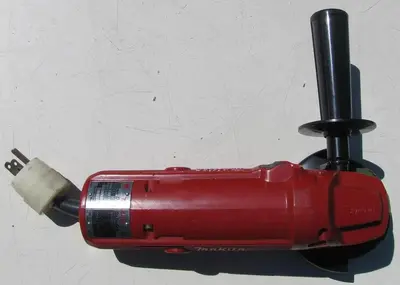 USED MAKITA M952