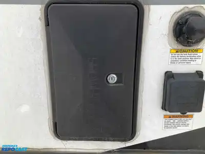 USED 2018 FOREST RIVER VIBE 288RLS
