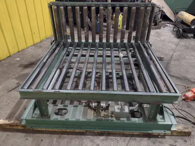 60" x 48" ROACH PNEUMATIC LIFT & TILT UPENDER / TABLE WITH ROLLER CONVEYOR : YOBRO #24710