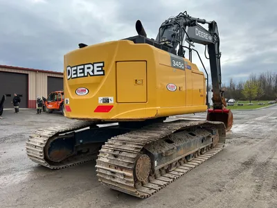 USED 2019 DEERE 345G